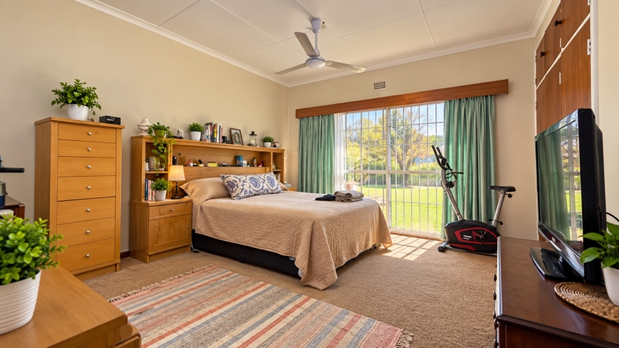 5 Bedroom Property for Sale in Vaalpark Free State
